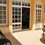 Resort Ponta Grande 4*