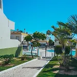 Ponta Grande 4*