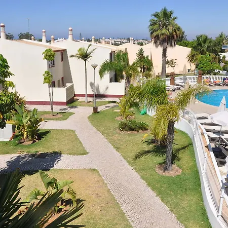 Θέρετρο Ponta Grande 4*