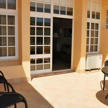 호텔 Ponta Grande 3*