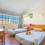 Ponta Grande 4*