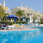 Ponta Grande Semesteranläggning (resort) 4*